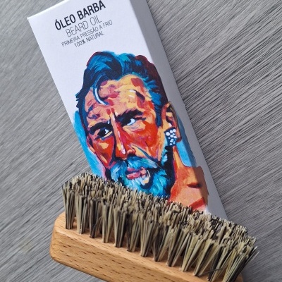 https://www.papoila.pt/product/kit-oleo-e-escova-para-a-barba
