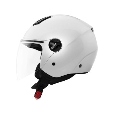 Capacete aberto branco com viseira transparente e fecho de correia preto e vermelho