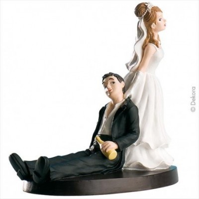 Figura decorativa de bolo de casamento com noivo e noiva