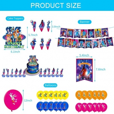Decoração para festa Space Jam com toppers de bolo, banner HAPPY BIRTHDAY e balões coloridos com personagens.