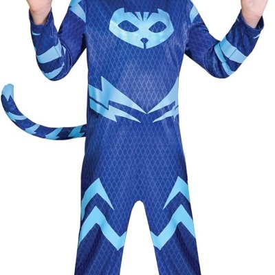 Fato infantil azul com máscara e cauda, padrão geométrico em tons claros