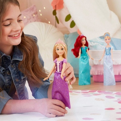 Boneca Brilho Real Rapunzel Disney