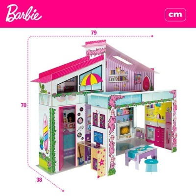 Casa de brincar Barbie em cores rosa e lilás com decoração detalhada e móveis desenhados.