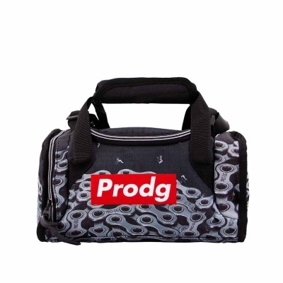 Mala de desporto preta com padrão cinzento e etiqueta vermelha com Prodg.