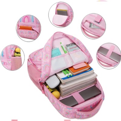 Mochila rosa com padrão de arco-íris e vários compartimentos organizadores