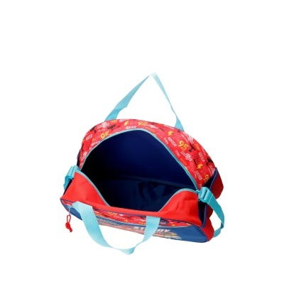 Mala desportiva vermelha e azul com padrão colorido e alças azuis