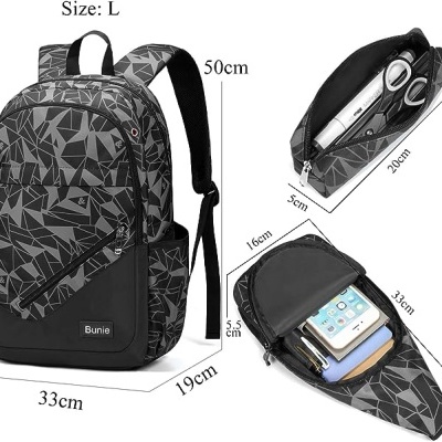 Mochila preta com padrão geométrico cinzento e bolsa pequena complementar