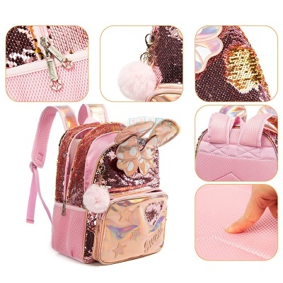 Mochila infantil rosa com lantejoulas e asas de borboleta
