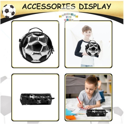 Acessórios com design de bola de futebol: mochila redonda e estojo preto com padrão hexagonal e bolas de futebol.