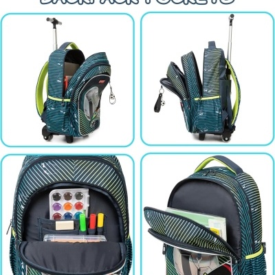 Mochila de padrão riscado verde com alça extensível e compartimentos abertos