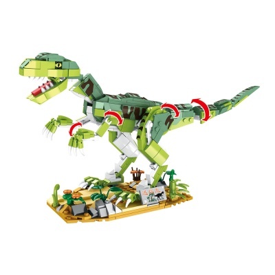 Figura de dinossauro em blocos de construção verdes e cinzentos sobre base com vegetação