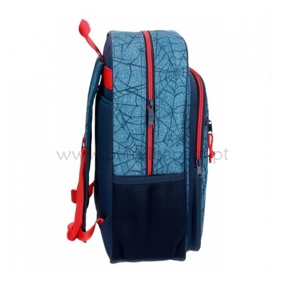 Mochila azul com padrão de teias de aranha pretas e detalhes vermelhos