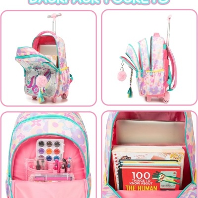 Mochila rosa com carrinho e múltiplos bolsos, mostrando canetas, tintas e livros no interior