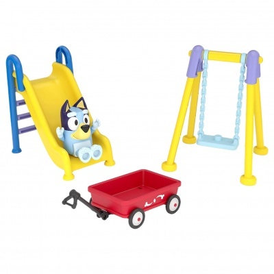 Brinquedo conjunto infantil com escorrega, baloiço e carrinho vermelho