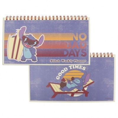 Planner semanal Stitch com capa roxa e laranja e ilustração do personagem Stitch com prancha e óculos de sol