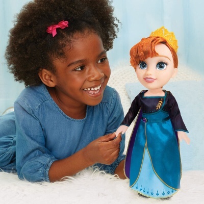 Boneca Rainha Anna Frozen 2 Disney 38cm