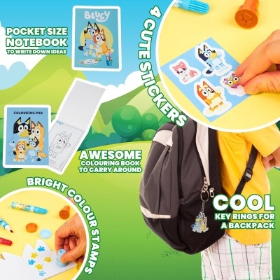 Artigos escolares Bluey: caderno de bolso, livro de colorir, autocolantes, carimbos e chaves para mochila em fundo colorido