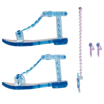 Sandálias transparentes azuis com acessórios lilás