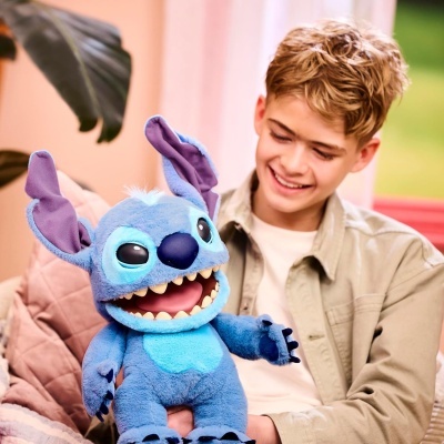Disney - Stitch FX - Peluche Stitch Realista com sons e movimentos