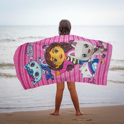 Set Toalha de praia + saco + boné A Casa de Bonecas da Gabby