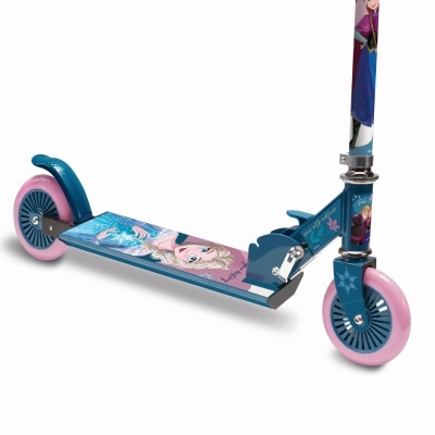 Trotinete azul e rosa com personagens Frozen Elsa e Anna