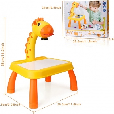 Mesa com projetor e acessórios de pintura - vários modelos