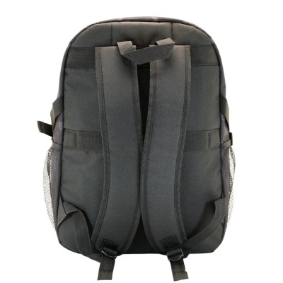 Mochila preta vista de trás com alças acolchoadas e bolsos laterais em rede