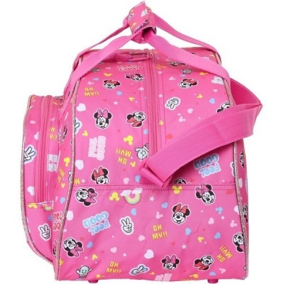 Mala de viagem rosa com padrões da Minnie Mouse e texto colorido