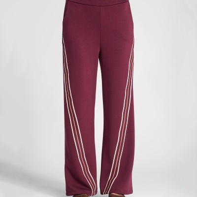 Calças desportivas bordeaux com riscas brancas