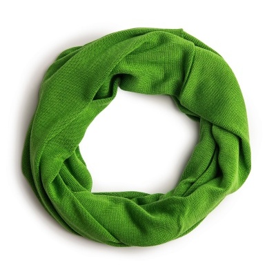 Cachecol tubular verde de malha