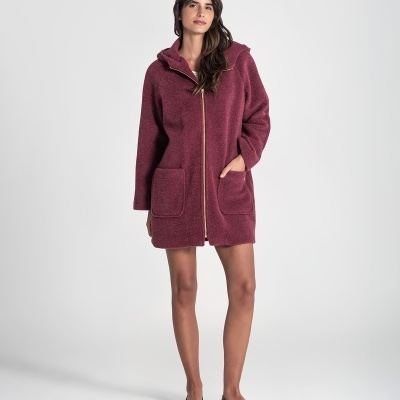 Casaco feminino bordô comprido com capuz e bolso
