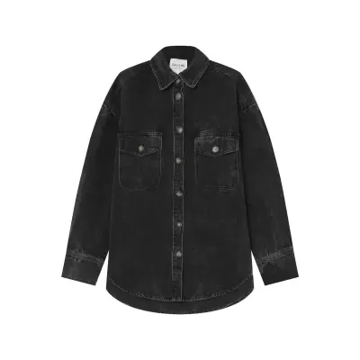 Camisa oversized preta de ganga com botão à frente e bolsos no peito.