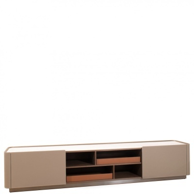 Móvel de televisão baixo castanho com portas e prateleiras abertas