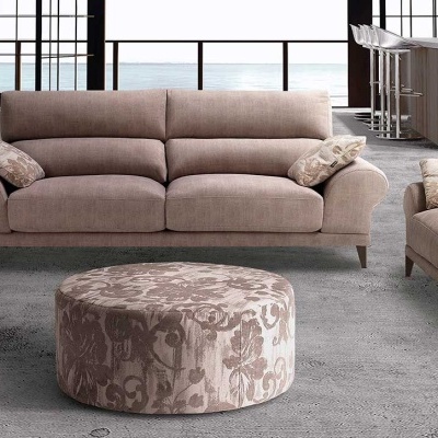 https://www.pecascomalma.pt/product/sofa-loewe
