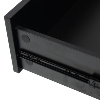 Canto de gaveta preta com trilho metálico preto