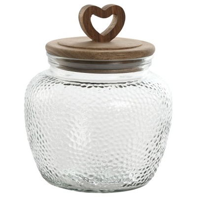 Frasco de vidro com tampa de madeira e puxador em forma de coração