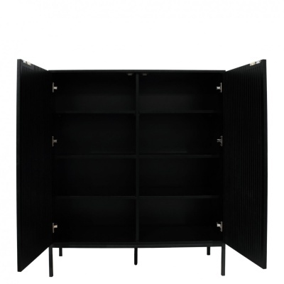Armário preto com portas abertas mostrando seis compartimentos internos