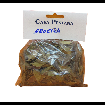 Pacote transparente com folhas secas e etiqueta branca CASA PESTANA AZEITÃO