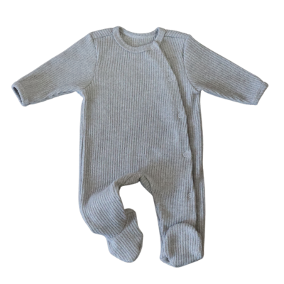 Babygrow c/ Pé (malha Ribe)