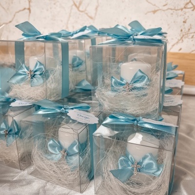 Caixinha com vela azul