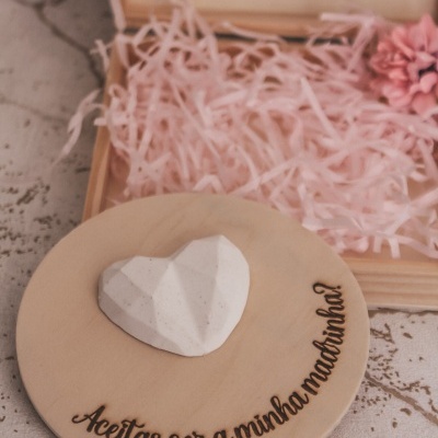 Caixa convite gesso coração rosa