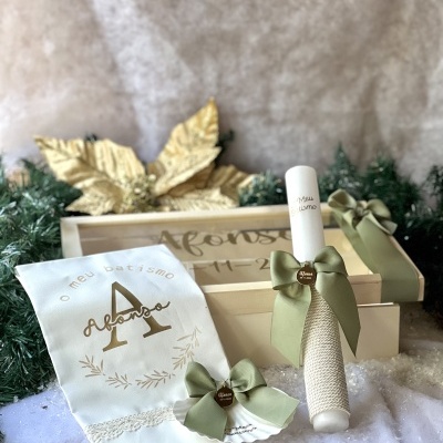 Caixa de Batismo verde com dourado