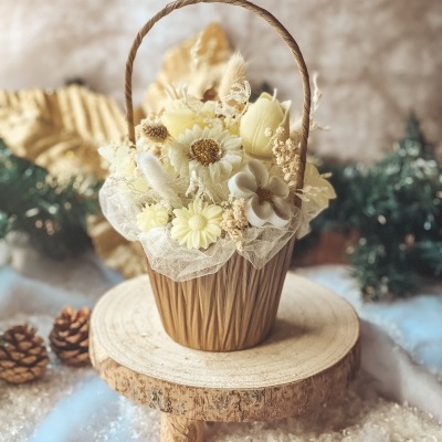 Cesta flores amarela