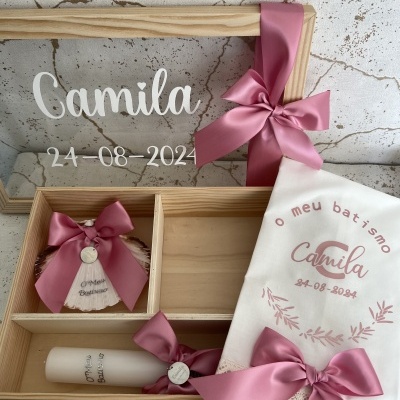 https://www.pimentarosalove.com/product/caixa-rosa-com-branco-ii