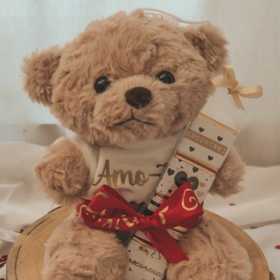 https://www.pimentarosalove.com/product/ursinho-com-chocolate
