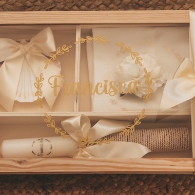 Conjunto bege com floral