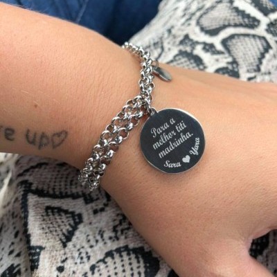 https://www.pimentarosalove.com/product/pulseira-melhor-titi-madrinha