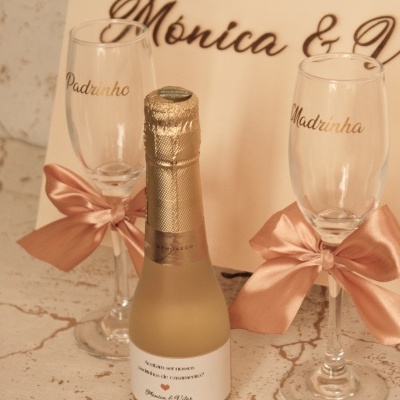 Caixa convite padrinhos dourada