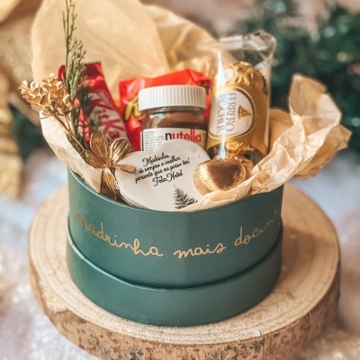 https://www.pimentarosalove.com/product/caixa-madrinha-docinha-natal