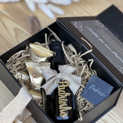 Caixa padrinho preta